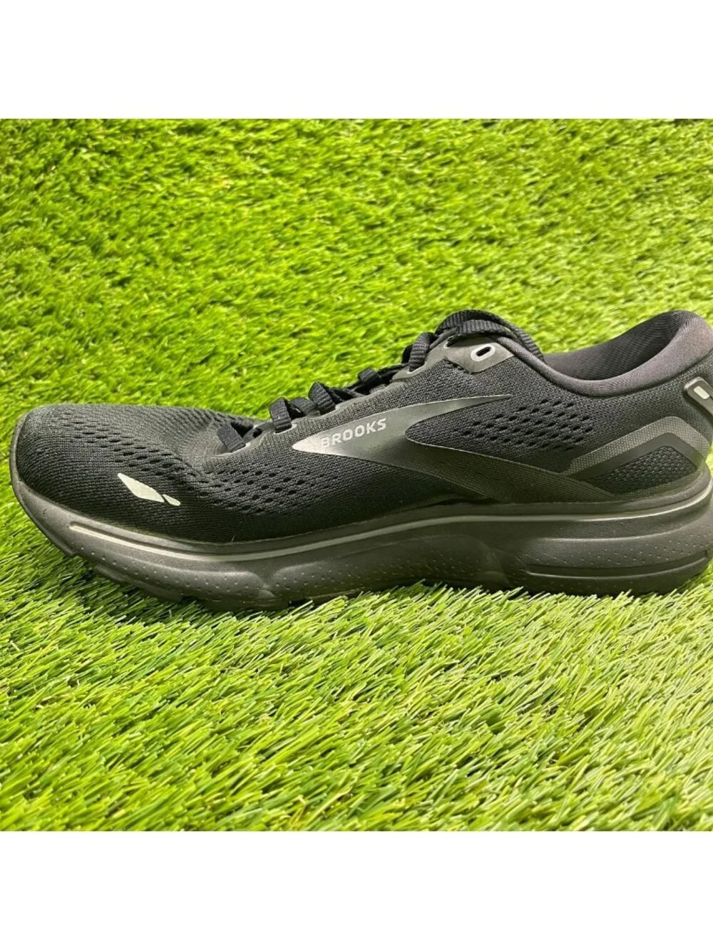 Brooks Ghost 15 Womens Size 10 Black Athletic Running Walking Shoes Sneakers